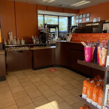 Dunkin' - the inside of a dunkin donuts shop - Coffee & Tea Near Me - Wauchula, Florida Dunkin' - the inside of a dunkin donuts shop - Coffee & Tea Near Me - Wauchula, Florida