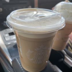 Starbucks - Nitro Cold Brew with sweet cream