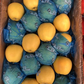 Cuco’s Best Produce - Apple - Fruits & Veggies Near Me - Los Angeles, California