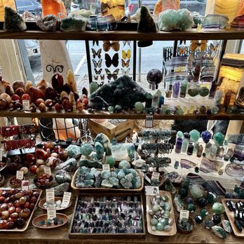 Crystal Mountain Gem Mine - Crystal Mountain Gem Mine, Brevard NC - Gemstones & Minerals Near Me - Brevard, North Carolina