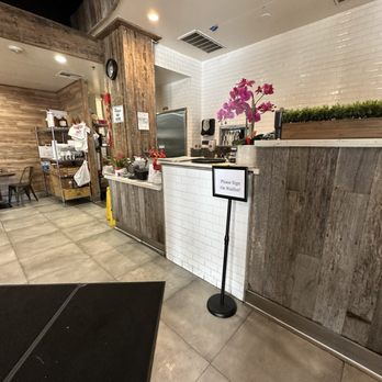 Pho Saigon Pasteur - Front counter, pay here after your meal - Vietnamese Near Me - Alhambra, California Pho Saigon Pasteur - Front counter, pay here after your meal - Vietnamese Near Me - Alhambra, California