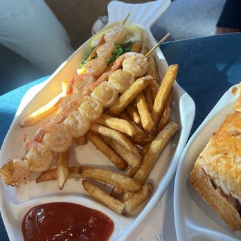 Mo's Seafood & Chowder - Shrimp skewers with clam chowder bowl too - Seafood Near Me - Seaside, Oregon Mo's Seafood & Chowder - Shrimp skewers with clam chowder bowl too - Seafood Near Me - Seaside, Oregon