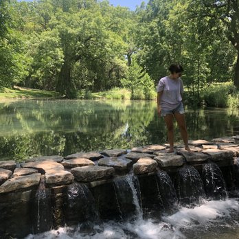 The Springs Retreat - The new water feature was a great spot to sit and rest while keeping your feet cool. - Guest Houses Near Me - Leakey, Texas The Springs Retreat - The new water feature was a great spot to sit and rest while keeping your feet cool. - Guest Houses Near Me - Leakey, Texas
