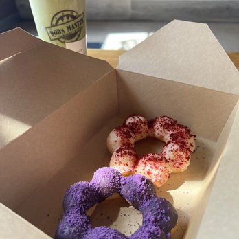 Boba Master - ube and red velvert mochi donut - Bubble Tea Near Me - Las Vegas, Nevada Boba Master - ube and red velvert mochi donut - Bubble Tea Near Me - Las Vegas, Nevada