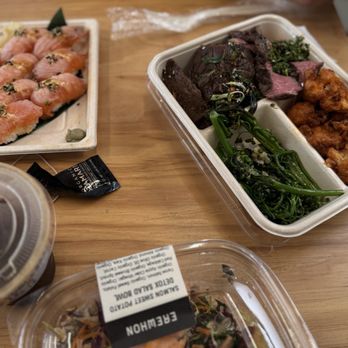 Erewhon - Sushi and beef plate - Grocery Near Me - Culver City, California Erewhon - Sushi and beef plate - Grocery Near Me - Culver City, California