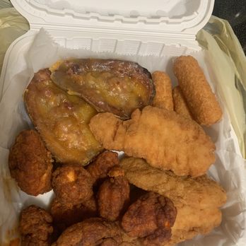 Cobble Stone Ale House - Sampler Platter - Pubs Near Me - Liverpool, New York