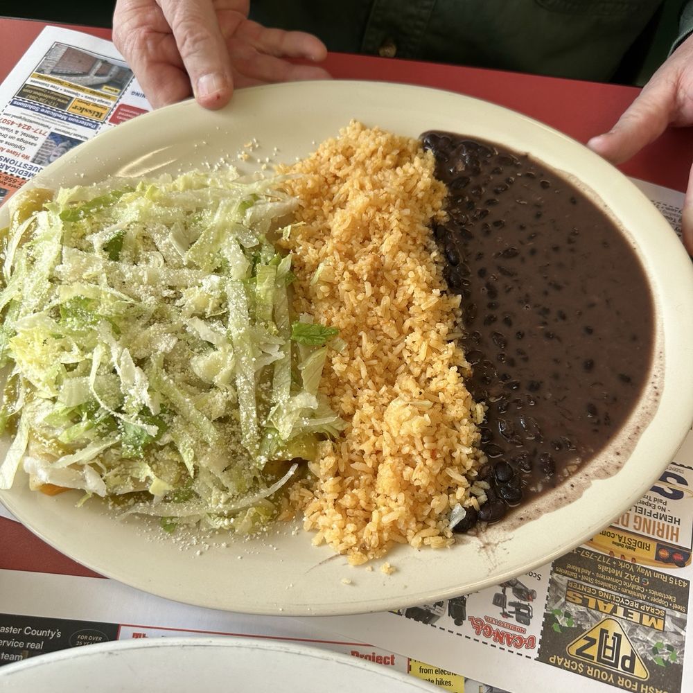 La Borimex Mexican Restaurant - Shrimp Enchilada with rice and beans - Mexican Near Me - Ephrata, Pennsylvania La Borimex Mexican Restaurant - Shrimp Enchilada with rice and beans - Mexican Near Me - Ephrata, Pennsylvania