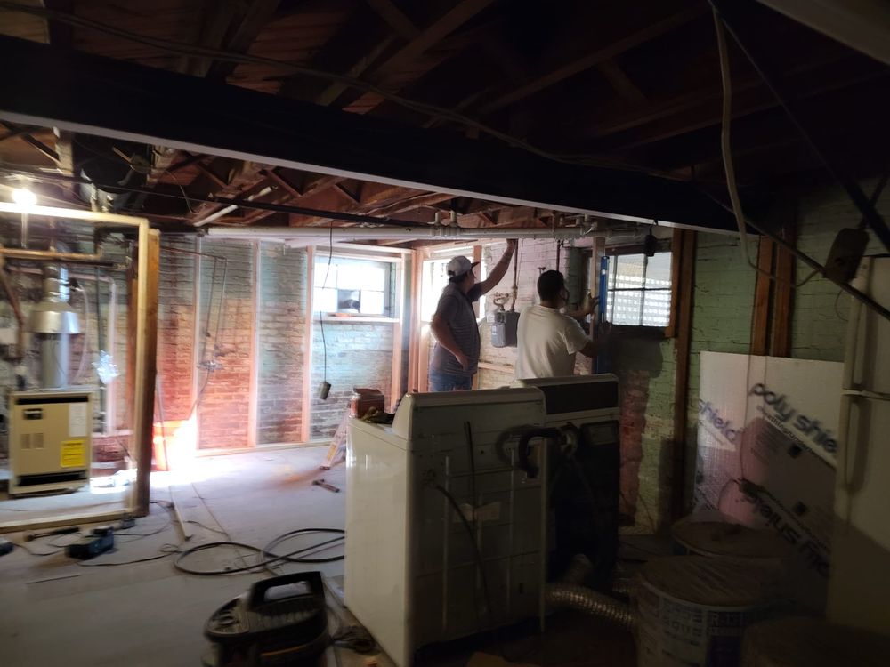 Slide of Mj & M Construction