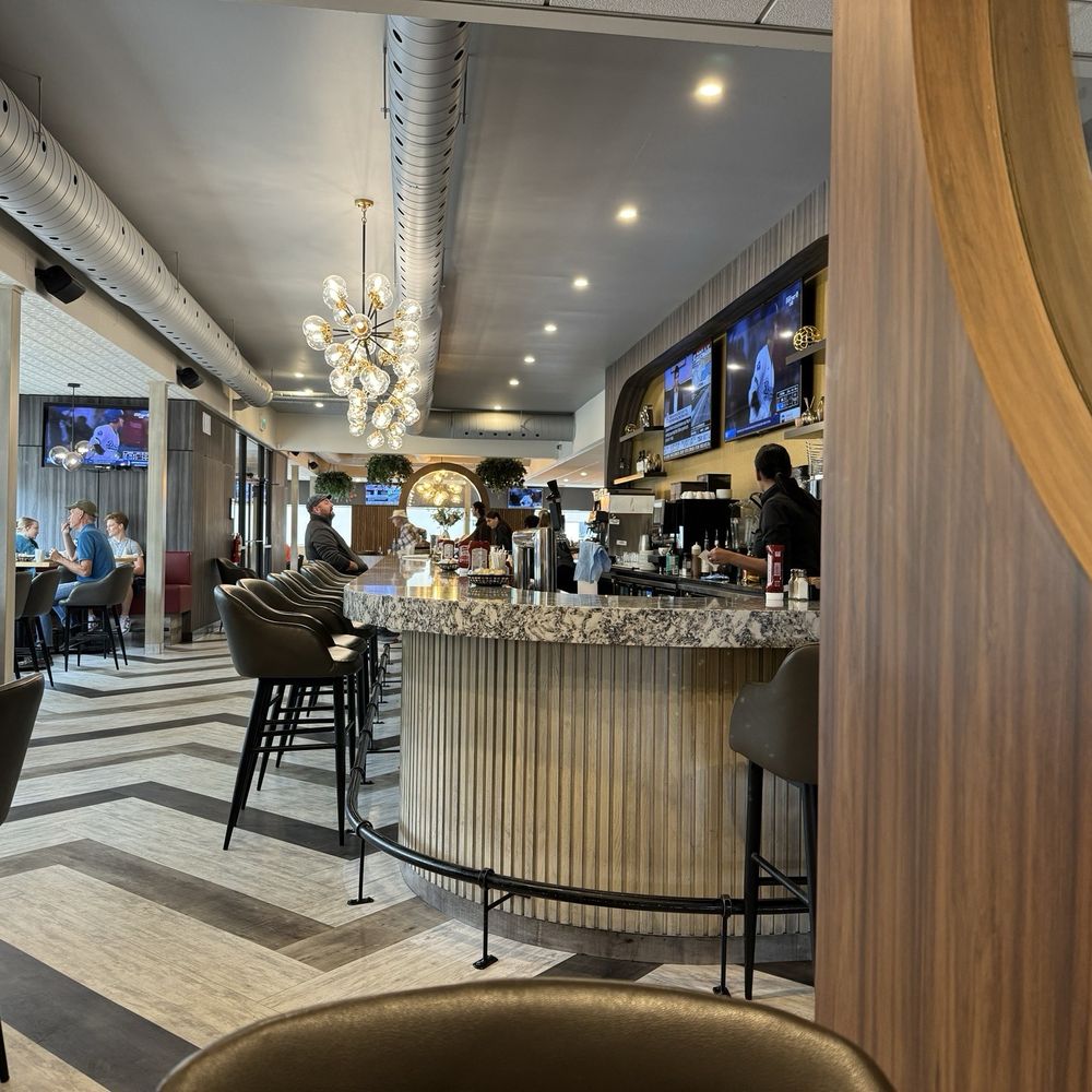 Korner Kitchen - Bar seating - Breakfast & Brunch Near Me - Waterloo, Ontario Korner Kitchen - Bar seating - Breakfast & Brunch Near Me - Waterloo, Ontario