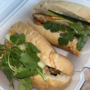 Pho 83 - Bahn mi chicken sandwich - Vietnamese Near Me - Newport News, Virginia Pho 83 - Bahn mi chicken sandwich - Vietnamese Near Me - Newport News, Virginia