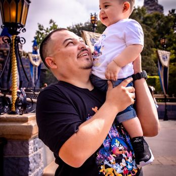 Sarianna Rose Photography - DISNEYLAND - Session Photography Near Me Sarianna Rose Photography - DISNEYLAND - Session Photography Near Me