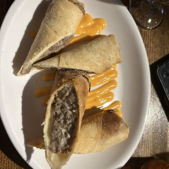 Finn Mccools Ale House - Cheesesteak Eggrolls - Pubs Near Me - Philadelphia, Pennsylvania