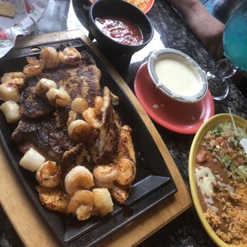 Leon Mexican Cuisine - Mexican Near Me - Greenwood, Indiana