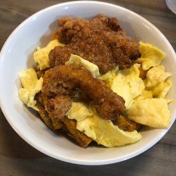 Daily Eats - Captain Crunch Bowl-chicken and waffles - New American Near Me - Tampa, Florida Daily Eats - Captain Crunch Bowl-chicken and waffles - New American Near Me - Tampa, Florida