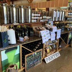 Amphora Nueva  - Castro Valley