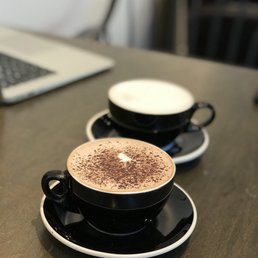 Hot chocolate (front) and London Fog (back) Hot chocolate (front) and London Fog (back)