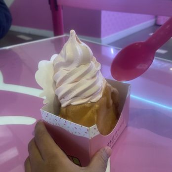 Hello Kitty Cafe - Ice cream strawberry in waffle come $8 - Themed Cafes Near Me - Las Vegas, Nevada