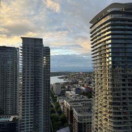 Beautiful view. But this place with its terrible management isn't worth $4000 per month Beautiful view. But this place with its terrible management isn't worth $4000 per month