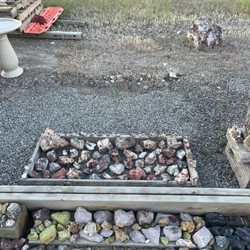 Rockhound RV Park - So many rocks