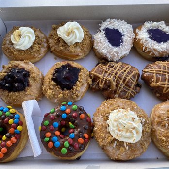 Sugar Twist Bakery - Donuts Near Me - Bakersfield, California Sugar Twist Bakery - Donuts Near Me - Bakersfield, California