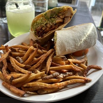 Tooloulous - Blackened Cajun Chicken wrap - Cajun/Creole Near Me - Banff, Alberta