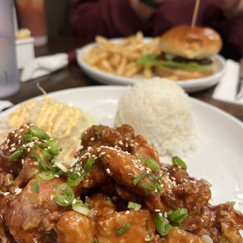 Rice'N Bread - Dandak and R&B Galbi Burger - Korean Near Me - Chicago, Illinois