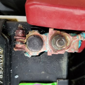 Frank's Mobile Mechanic - Here is the bad terminal connection due to the acid eating through. - Auto Repair Near Me