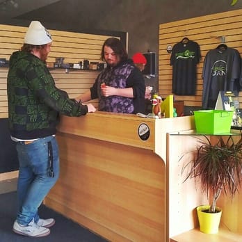 Smokin Monkey - Vape Shops Near Me - Saint Cloud, Minnesota Smokin Monkey - Vape Shops Near Me - Saint Cloud, Minnesota