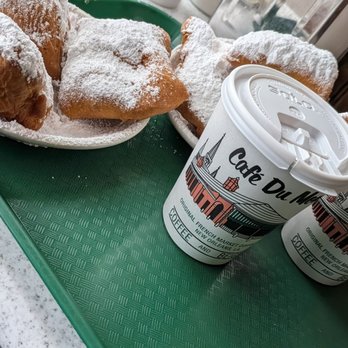 Cafe Du Monde - Coffee & Tea Near Me - New Orleans, Louisiana