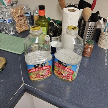 Vons - Empty Langers containers that contained contaminated juice. - Grocery Near Me - Los Angeles, California Vons - Empty Langers containers that contained contaminated juice. - Grocery Near Me - Los Angeles, California