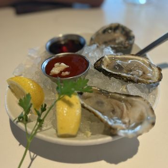 Brigantine - Portside Pier - Oyster on the shell - Seafood Near Me - San Diego, California