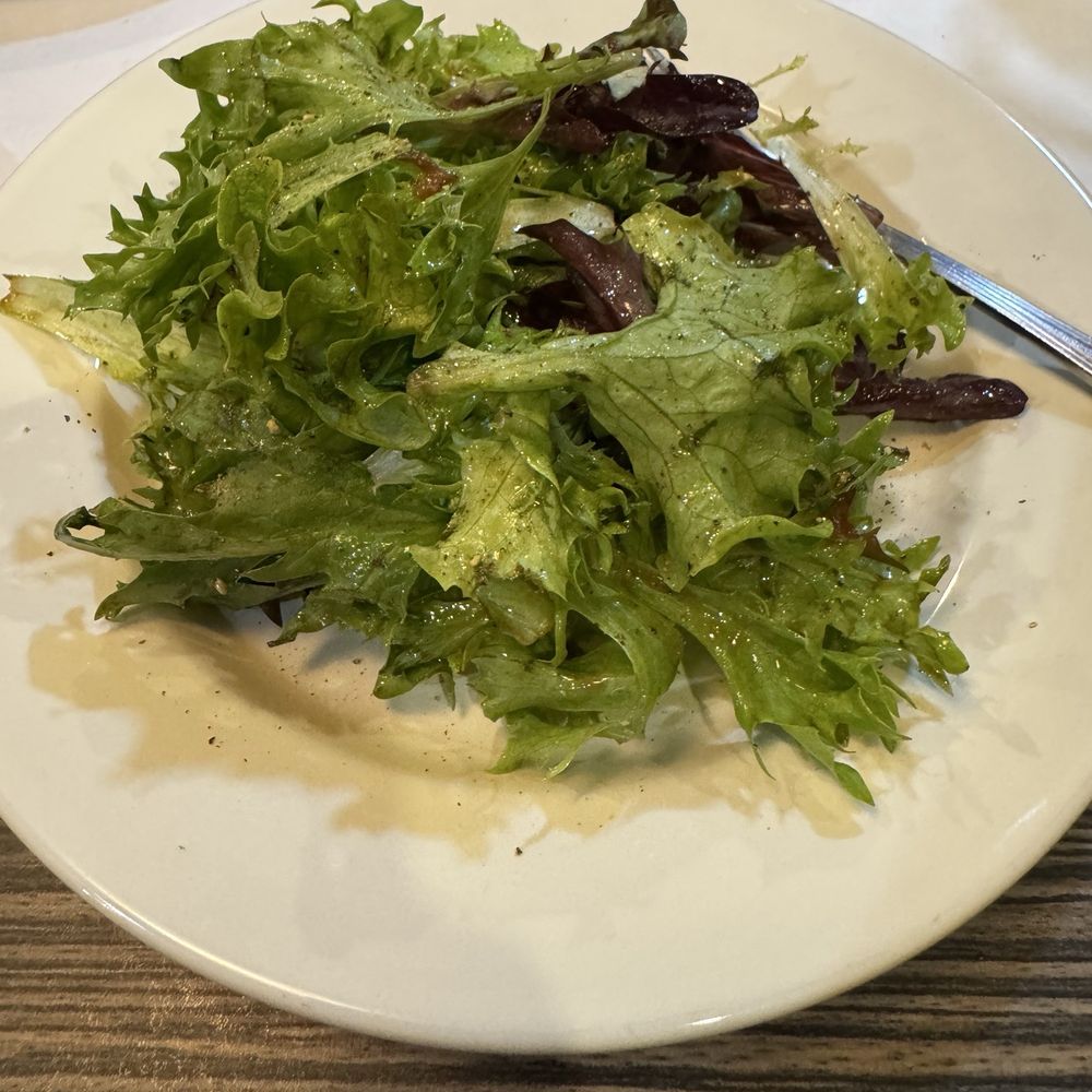 Salad with blue cheese and balsamic vinaigrette Salad with blue cheese and balsamic vinaigrette
