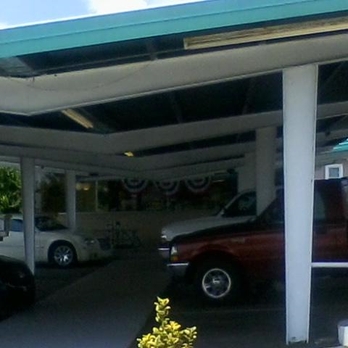 Sno-Cap Drive In - Oh so retro and loving it! - Burgers Near Me - North Augusta, South Carolina Sno-Cap Drive In - Oh so retro and loving it! - Burgers Near Me - North Augusta, South Carolina