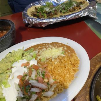 Rancho Nuevo - Sides that came with my fajitas platter - Mexican Near Me - Vandalia, Illinois Rancho Nuevo - Sides that came with my fajitas platter - Mexican Near Me - Vandalia, Illinois
