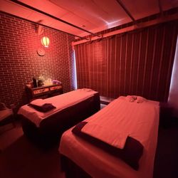 Relax-Asian Massage Therapy - Couples Massage