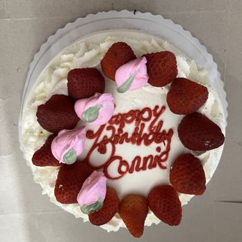 Du Bois Pastry - Strawberry shortcake - Bakeries Near Me - Elmhurst, New York