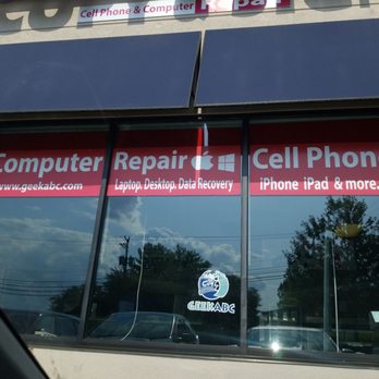 Geek ABC - Front entrance - IT Services & Computer Repair Near Me - Fairfax, Virginia