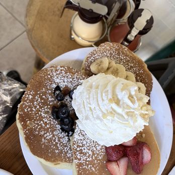 Eggs 'n Things - Breakfast & Brunch Near Me - Honolulu, Hawaii Eggs 'n Things - Breakfast & Brunch Near Me - Honolulu, Hawaii
