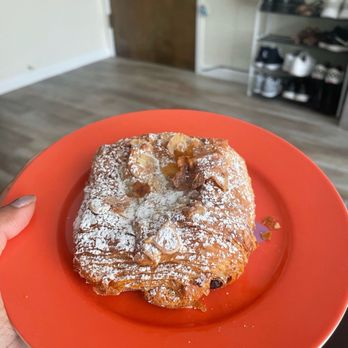 Le Marais Bakery - Bakeries Near Me - San Francisco, California