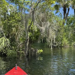 T n T Hideaway - Kayaking