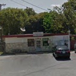 Henry's Liquor - Beware of discrimination