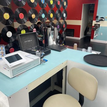 Blake’s Parlor - Inside - Ice Cream & Frozen Yogurt Near Me - Lumberton, North Carolina
