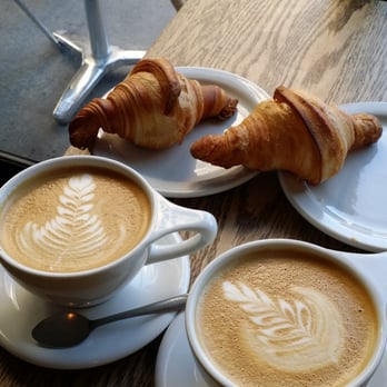 Fous Desserts - Croissant - Desserts Near Me - Montreal, Quebec