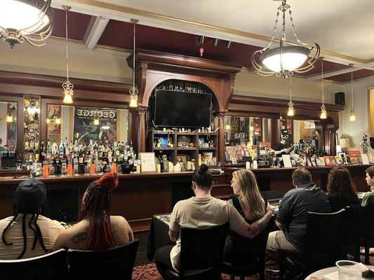 Illusions Bar & Theater by null