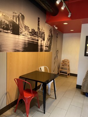 Little Charlie’s Pizzeria - Pizza restaurant in Williamsburg, VA