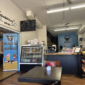 Blue Ox Bistro and Chocolates - Front counter - Sandwiches Near Me - Susanville, California Blue Ox Bistro and Chocolates - Front counter - Sandwiches Near Me - Susanville, California