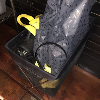 Ramen Tatsunoya - baskets to hold your belongings! - Ramen Near Me - Pasadena, California
