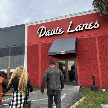 Bowlero Davie - Bowling Near Me - Davie, Florida