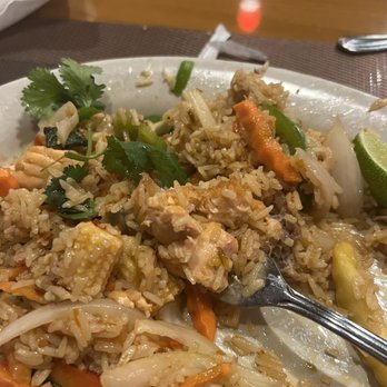 Siri Thai Cuisine - Salmon gra prow - Thai Near Me - Athens, Georgia Siri Thai Cuisine - Salmon gra prow - Thai Near Me - Athens, Georgia