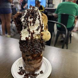 Brookie Batter Specialty Sundae